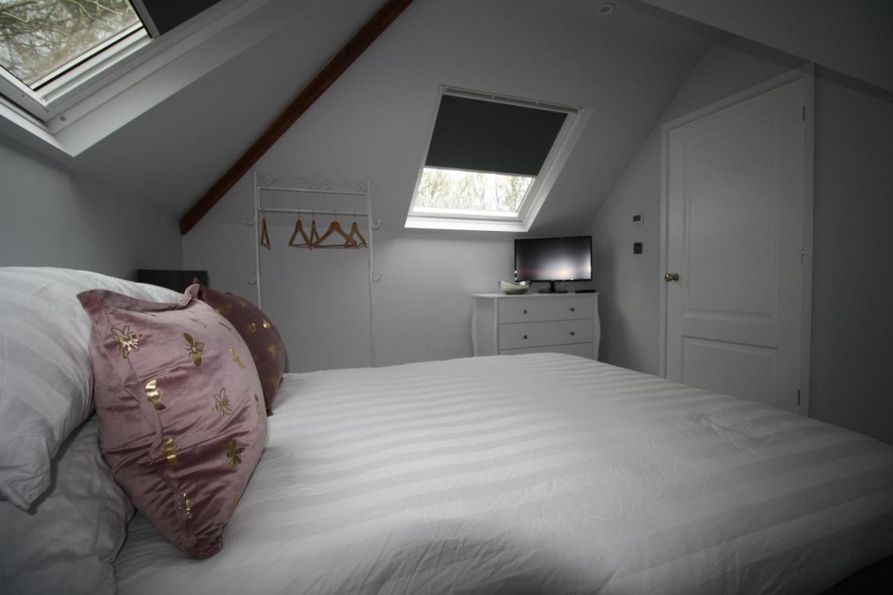 Ryefield Cottage - Luxurious Self-Catered Holiday Cottage With A Log Burner Chichester Kültér fotó
