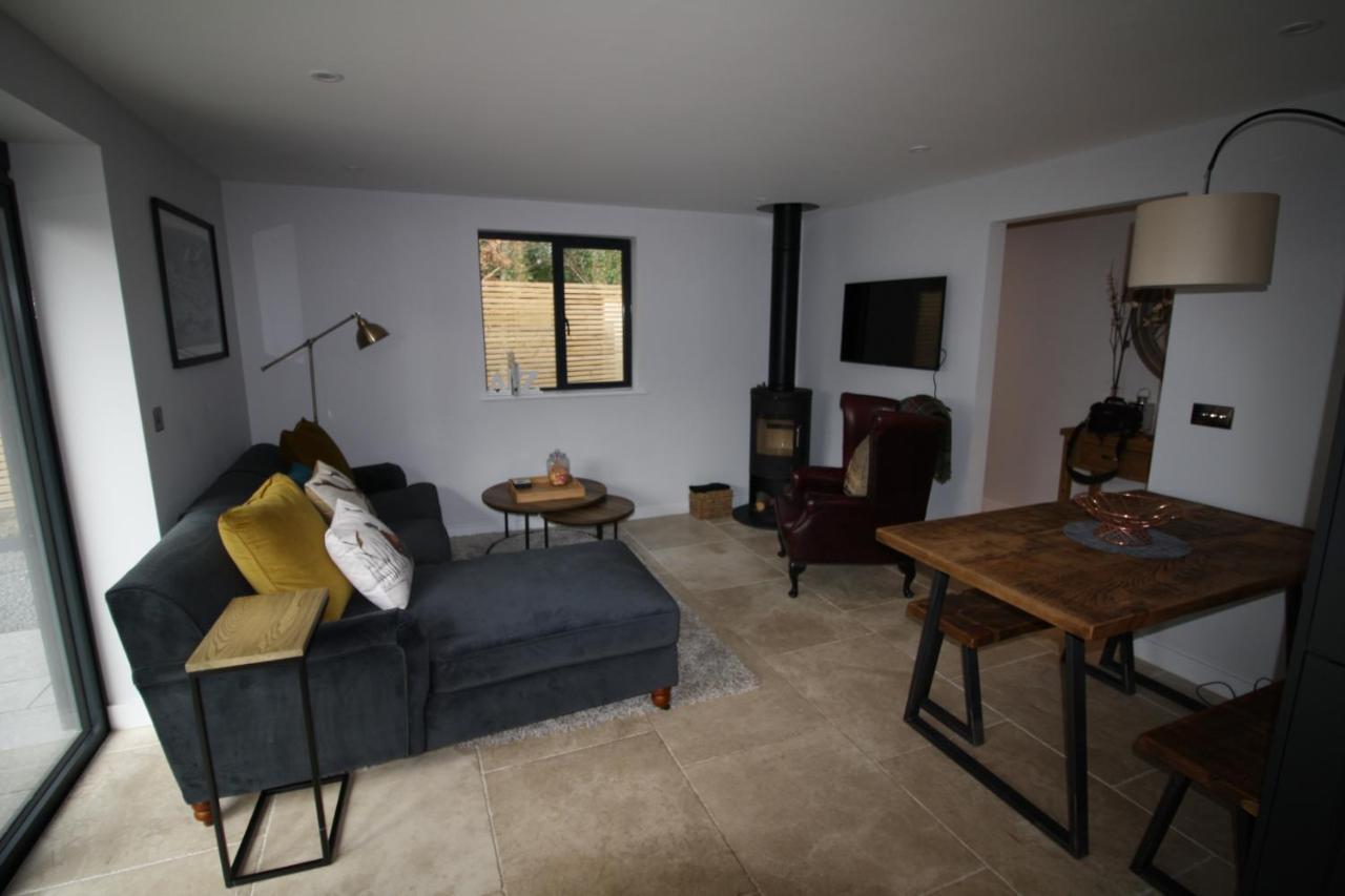 Ryefield Cottage - Luxurious Self-Catered Holiday Cottage With A Log Burner Chichester Kültér fotó